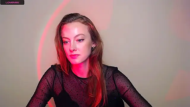 Snapshot of RoxySami_ chatting on October 4, 2025, 12:07 pm RoxySami online show from October 4, 2025, 12:07 pm