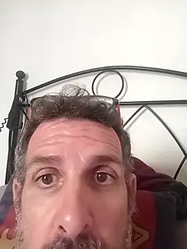 gigolobcn online show from March 7, 2026, 10:21 am