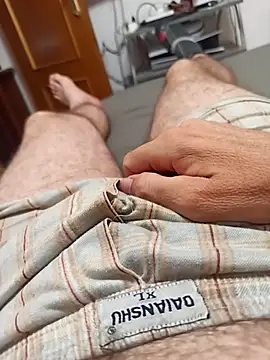 Snapshot of gigolobcn chatting on June 19, 2026, 12:44 pm gigolobcn online show from June 19, 2026, 12:44 pm