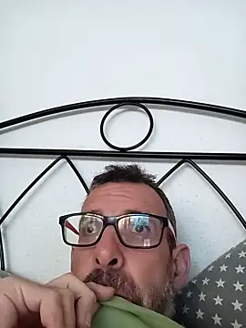 gigolobcn online show from April 2, 2026, 5:30 pm