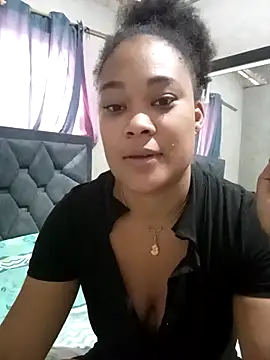 Snapshot of dahian_charlote02 chatting on March 8, 2026, 2:53 pm dahian charlote02 online show from March 8, 2026, 2:53 pm