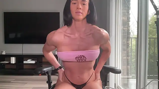 roxyheartley online show from September 17, 2025, 9:06 pm