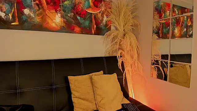 Snapshot of Emma__clark_ chatting on February 7, 2026, 12:13 pm Emma clark online show from February 7, 2026, 12:13 pm