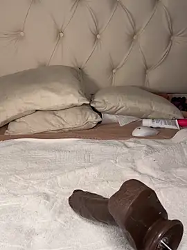 Snapshot of Danicute_ chatting on October 24, 2025, 1:04 am Danicute online show from October 24, 2025, 1:04 am