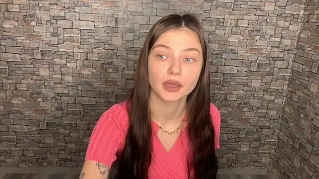 Snapshot of may_rollins chatting on December 17, 2025, 3:39 pm may rollins online show from December 17, 2025, 3:39 pm