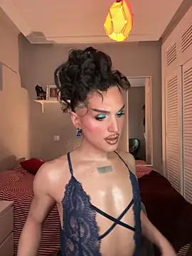 lacattiva online show from December 4, 2025, 9:25 pm