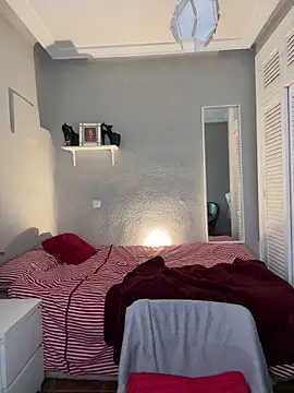 lacattiva online show from December 16, 2025, 9:08 pm