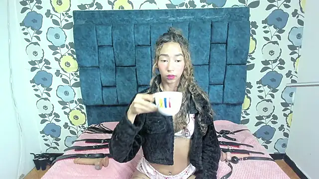 ValentinaKlean online show from November 29, 2025, 3:23 pm