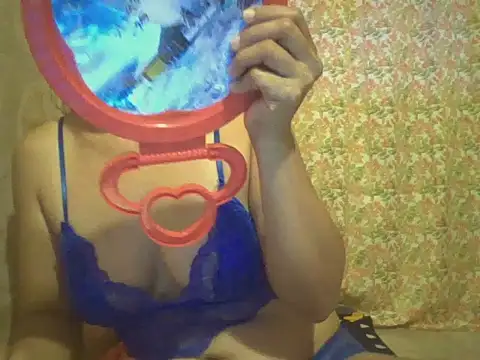 sexymorenal18 online show from October 15, 2025, 5:39 am