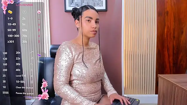 KhateAndersson online show from November 16, 2025, 7:40 pm