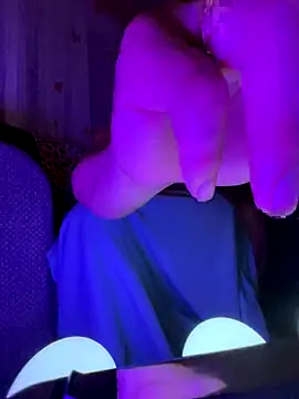 GirThyDock online show from October 21, 2025, 12:15 pm