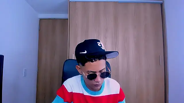 Toy boy777 online show from February 19, 2026, 9:23 pm