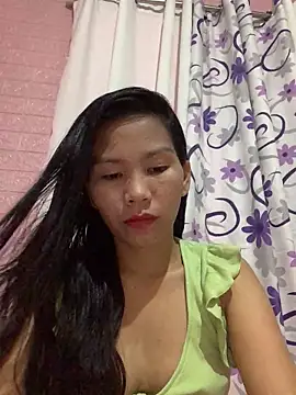 Snapshot of Cleo17 chatting on September 12, 2025, 12:27 pm Cleo17 online show from September 12, 2025, 12:27 pm