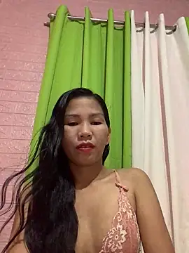 Snapshot of Cleo17 chatting on February 4, 2026, 2:34 pm Cleo17 online show from February 4, 2026, 2:34 pm