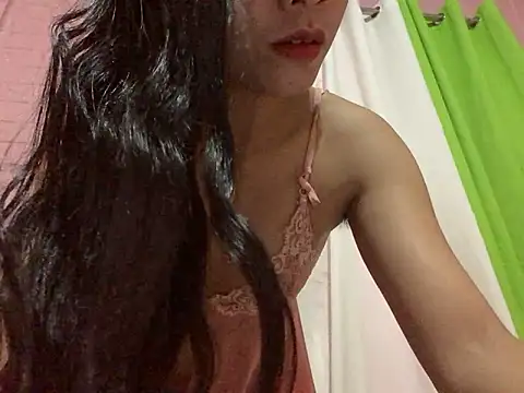 Snapshot of Cleo17 chatting on February 16, 2026, 2:27 pm Cleo17 online show from February 16, 2026, 2:27 pm