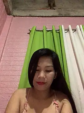 Snapshot of Cleo17 chatting on July 17, 2026, 2:14 pm Cleo17 online show from July 17, 2026, 2:14 pm