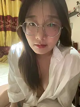 Snapshot of sisi-maiden chatting on April 30, 2026, 1:07 pm sisi-maiden online show from April 30, 2026, 1:07 pm