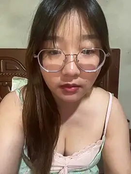 sisi-maiden online show from April 23, 2026, 3:46 am