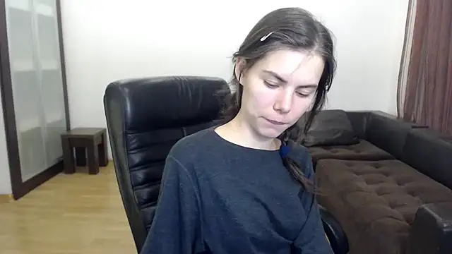 AmelieReve online show from October 23, 2025, 5:00 pm