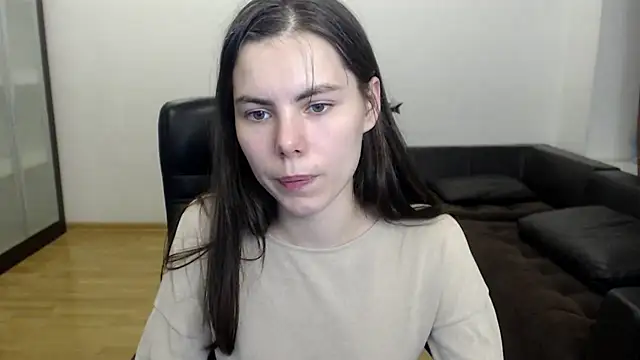 AmelieReve online show from November 17, 2025, 6:12 pm