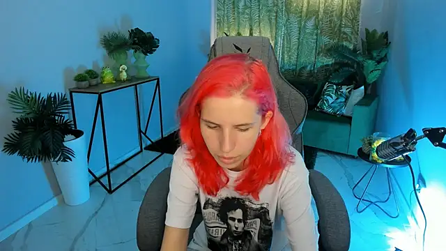 NitaNihil online show from September 11, 2025, 9:42 am