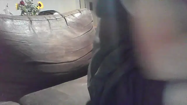 davv28 online show from September 29, 2025, 4:52 am