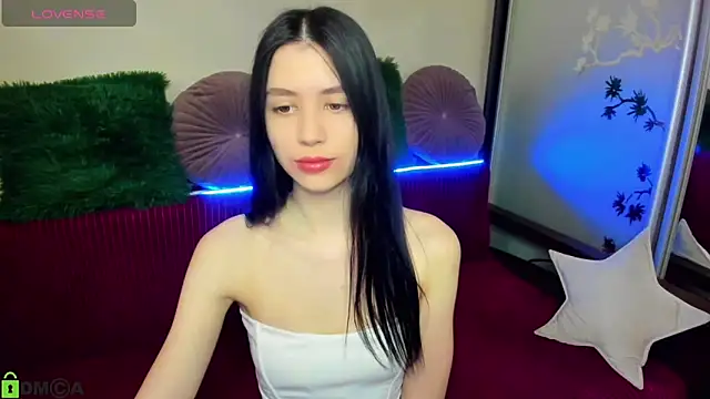 SelinLi online show from March 19, 2026, 9:42 am