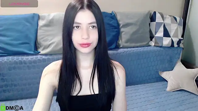 SelinLi online show from April 10, 2026, 9:38 am