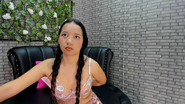 Snapshot of akimy_teen chatting on September 20, 2025, 1:05 pm akimy teen online show from September 20, 2025, 1:05 pm