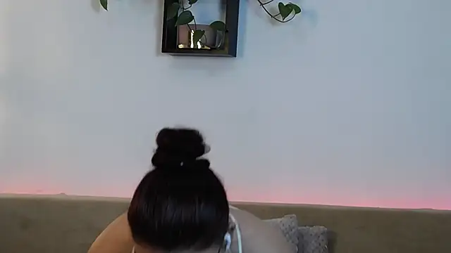 ScarletNoiree online show from November 5, 2025, 11:57 am