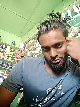 bikiiaa online show from October 7, 2025, 4:57 am