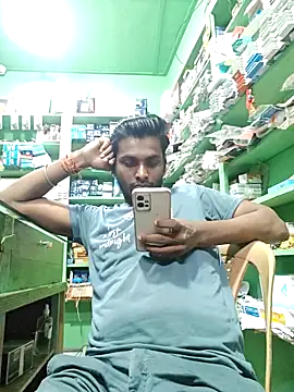 bikiiaa online show from October 6, 2025, 2:51 pm