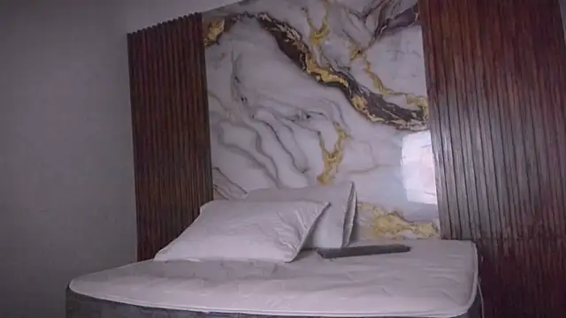 azul honey online show from April 4, 2026, 6:03 pm