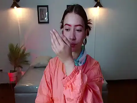 Evanss lx online show from November 14, 2025, 12:42 pm