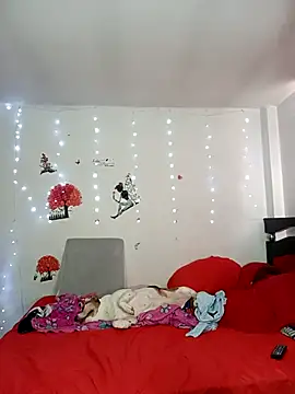 Snapshot of Lady_16 chatting on February 21, 2026, 3:03 pm Lady 16 online show from February 21, 2026, 3:03 pm