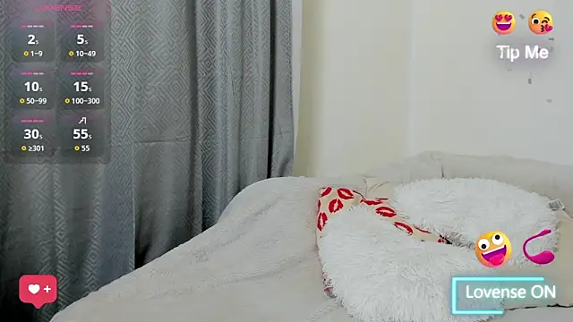 Snapshot of MiaKiittyy chatting on February 14, 2026, 10:54 pm MiaKiittyy online show from February 14, 2026, 10:54 pm