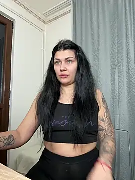 Snapshot of MiaKiittyy chatting on March 2, 2026, 12:00 am MiaKiittyy online show from March 2, 2026, 12:00 am