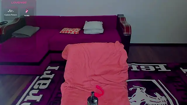 Snapshot of MiaKiittyy chatting on January 17, 2026, 5:27 pm MiaKiittyy online show from January 17, 2026, 5:27 pm