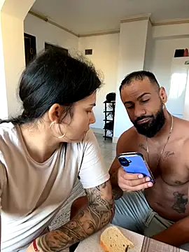 MiaKiittyy online show from September 23, 2025, 2:24 pm