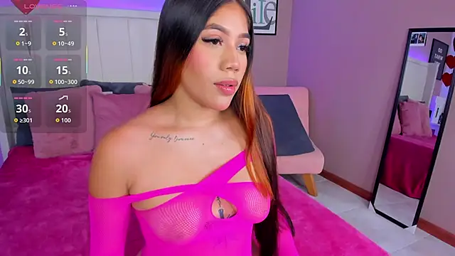 sarahyessica online show from April 2, 2026, 7:09 pm