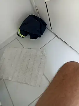 comobucetinhas online show from September 11, 2025, 6:41 pm