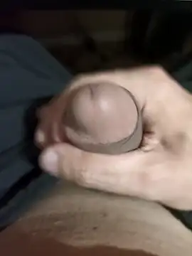 comobucetinhas online show from November 7, 2025, 10:24 pm