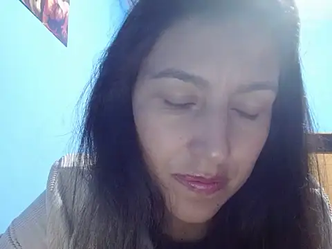 SarahFriendly online show from April 23, 2026, 1:23 am