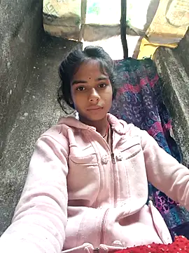 Snapshot of Gulika_Doshi chatting on December 22, 2025, 3:17 am Gulika Doshi online show from December 22, 2025, 3:17 am