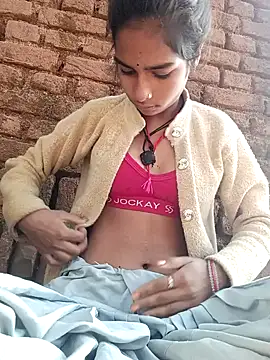 Snapshot of Gulika_Doshi chatting on December 16, 2025, 2:49 am Gulika Doshi online show from December 16, 2025, 2:49 am