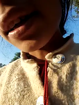 Snapshot of Gulika_Doshi chatting on December 17, 2025, 2:16 am Gulika Doshi online show from December 17, 2025, 2:16 am