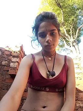 Snapshot of Gulika_Doshi chatting on December 23, 2025, 3:39 am Gulika Doshi online show from December 23, 2025, 3:39 am