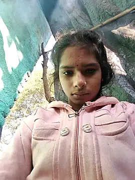 Snapshot of Gulika_Doshi chatting on December 20, 2025, 2:47 am Gulika Doshi online show from December 20, 2025, 2:47 am