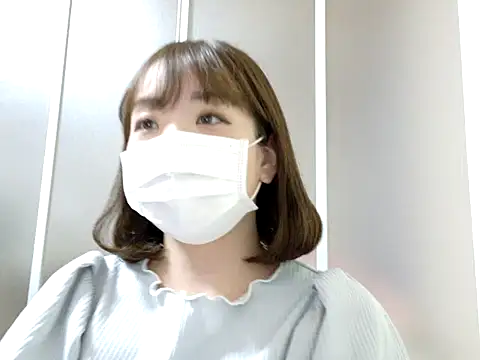 -rena-rena online show from September 19, 2025, 12:53 pm