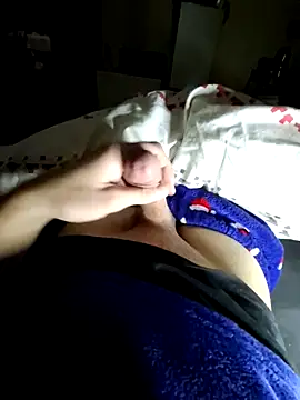 lapousse3 online show from April 4, 2026, 4:30 am